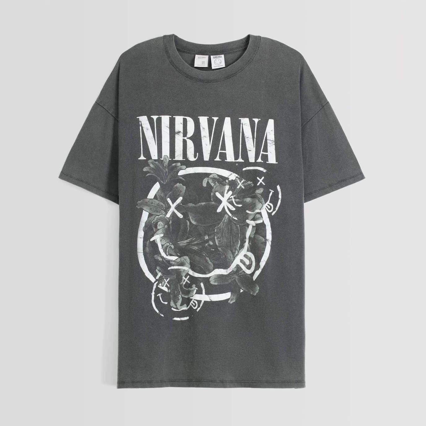 

Футболка Bershka Printed Short Sleeve Oversize Nirvana, серый