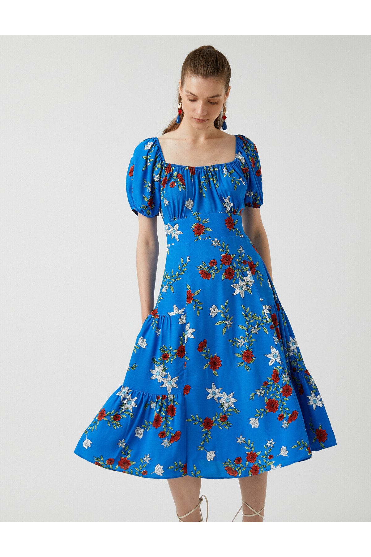 Платье миди с квадратным вырезом и коротким рукавом Koton, синий платье миди с коротким рукавом квадратным вырезом и пуговицами