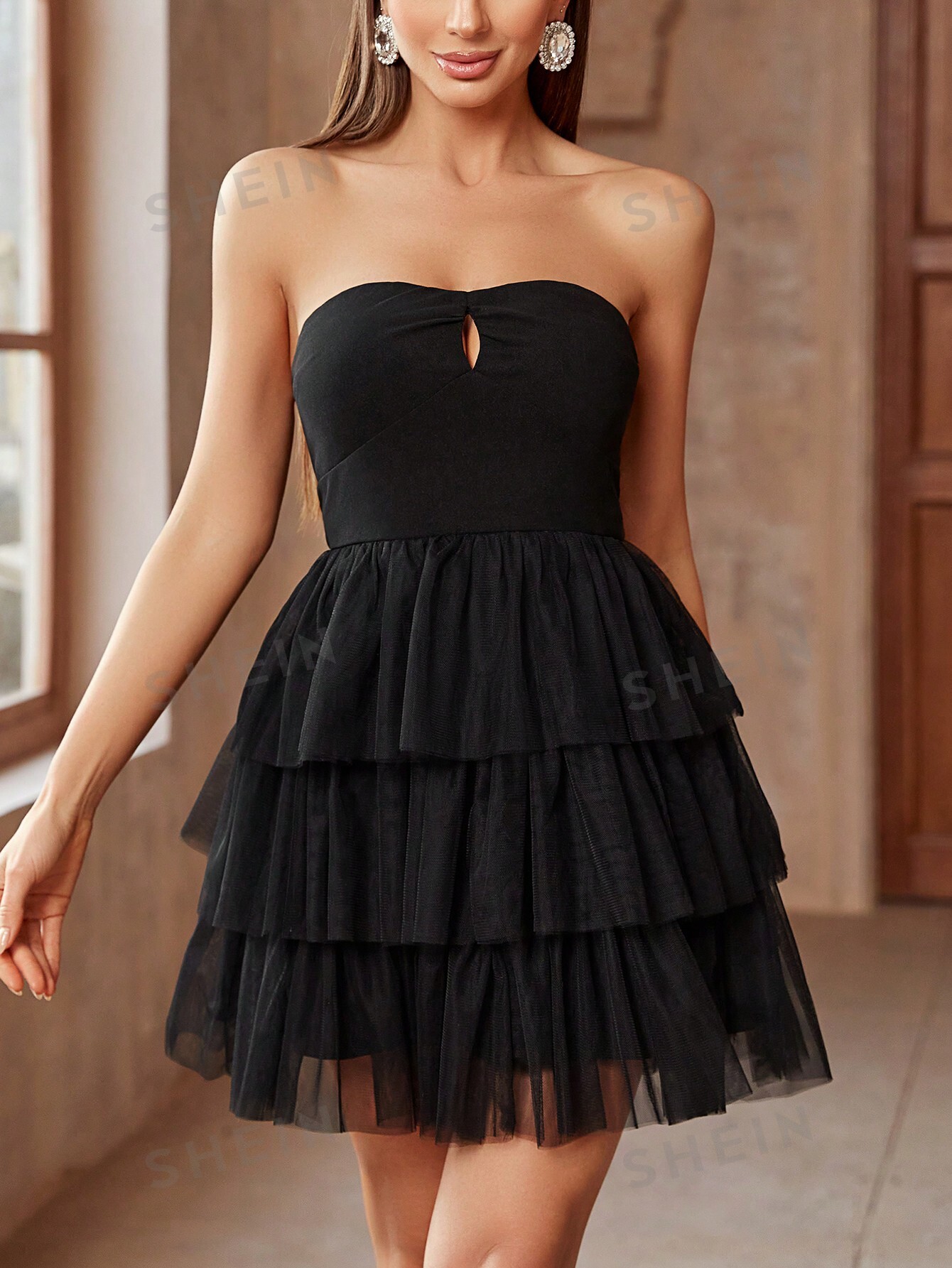 SHEIN BAE однотонное сексуальное расклешенное платье без бретелек для женщин, черный