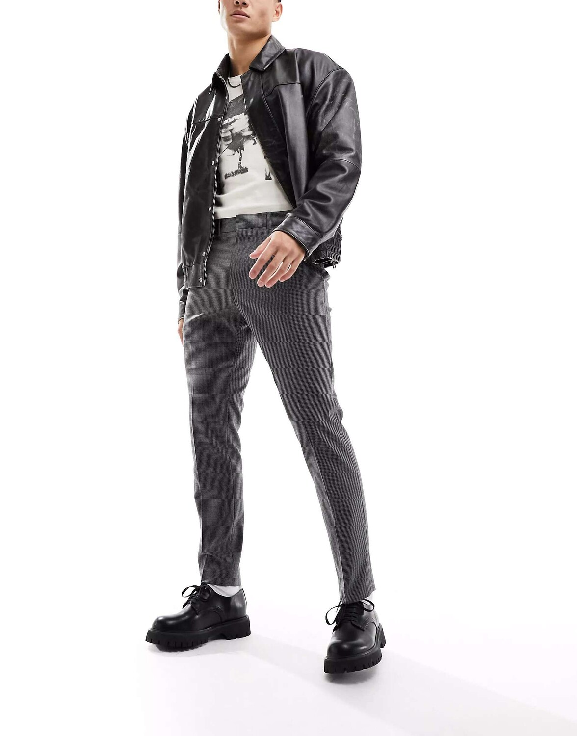 

Серые зауженные брюки AllSaints Penfold, Серый
