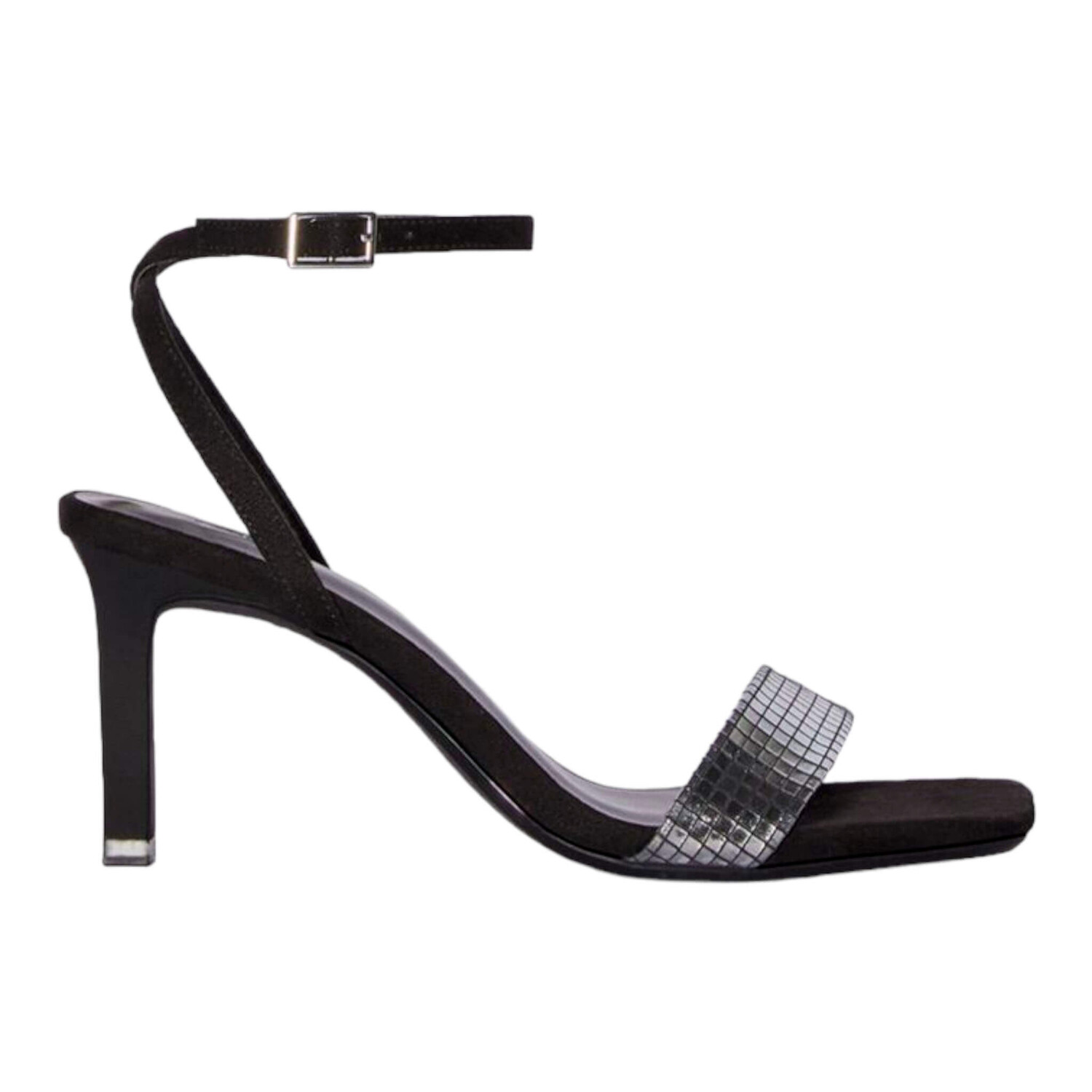 

Сандалии Bershka Heeled With An Ankle Strap And Metallic Vamp, черный
