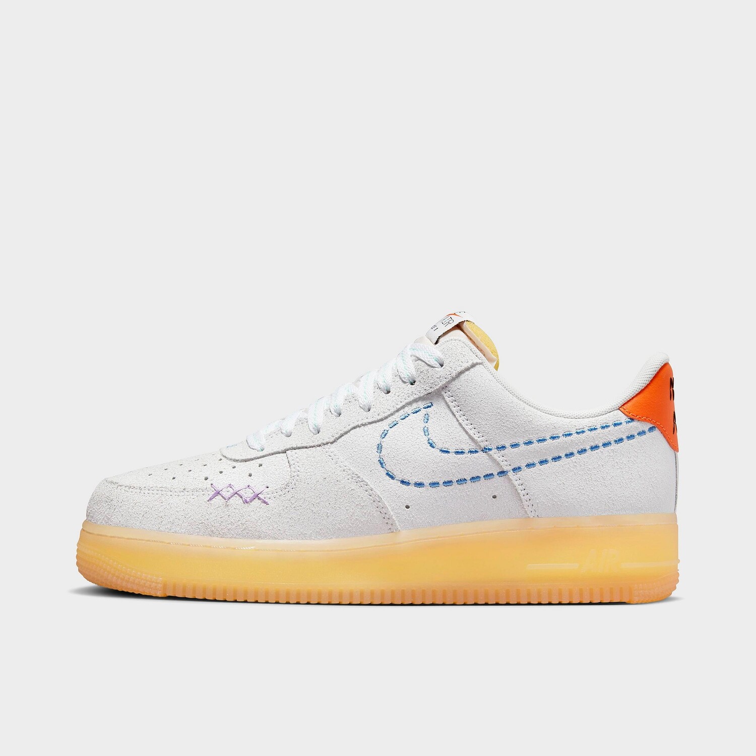 

Мужская повседневная обувь Nike Air Force 1 '07 LV8 SE, белый
