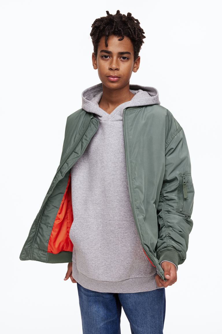 Куртка-бомбер оверсайз H&M, хаки зеленый куртка бомбер оверсайз h
