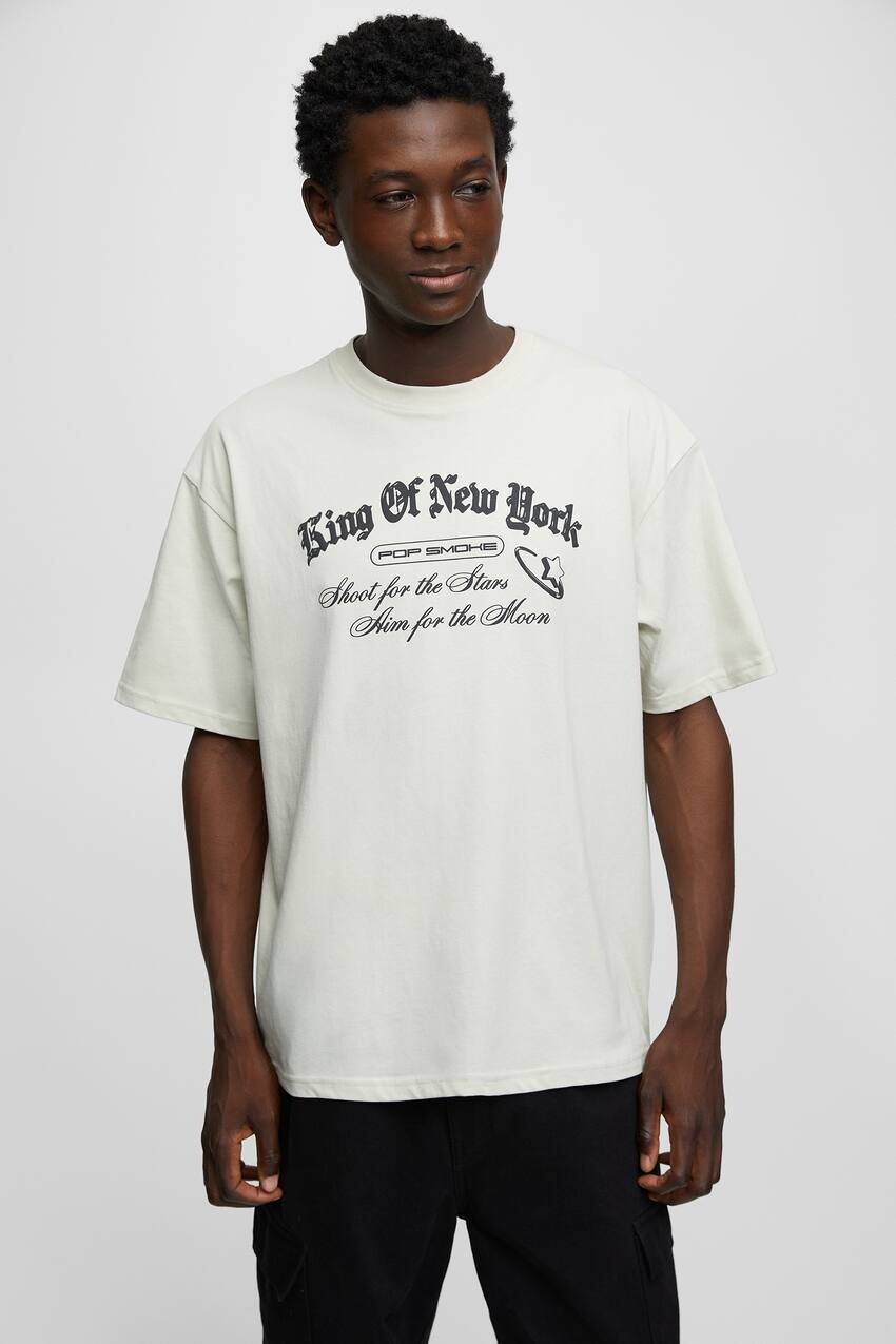 

Футболка Pop Smoke Pull&Bear, кремовый