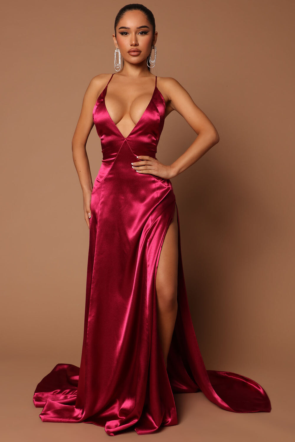 

Платье Fashion Nova A25950, вино