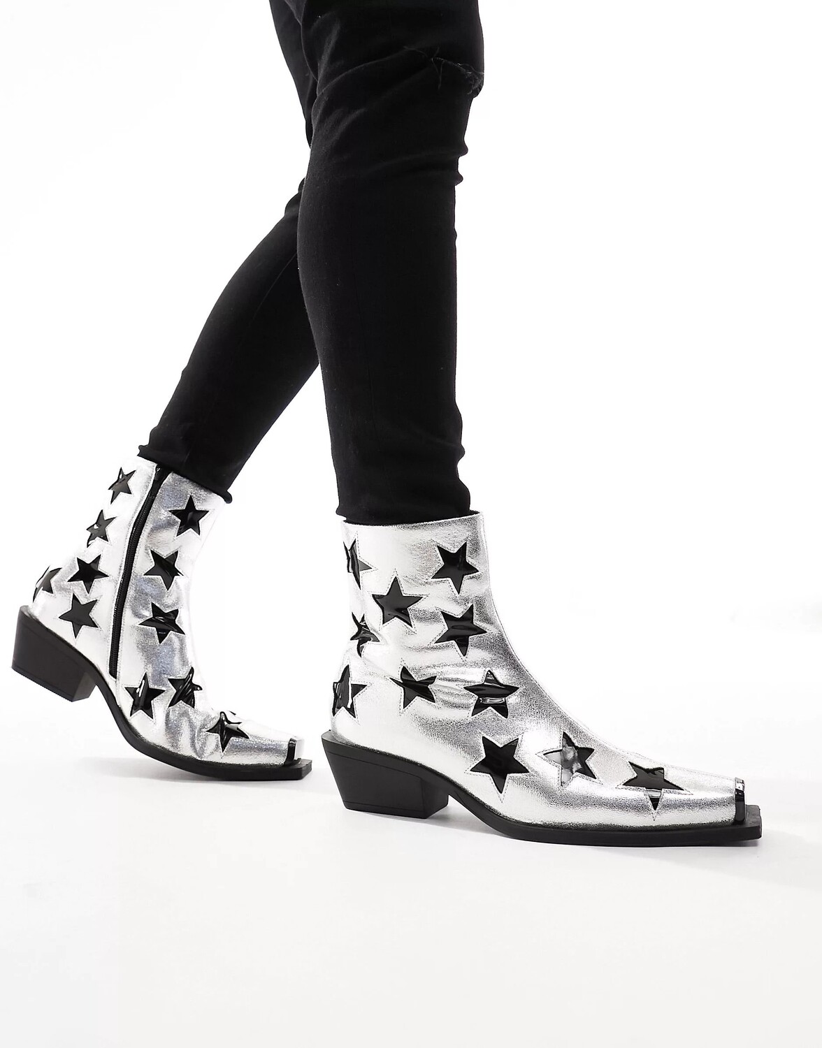 

Ботильоны Asos Design Cuban Heeled Faux Leather With Star Details, серебристый