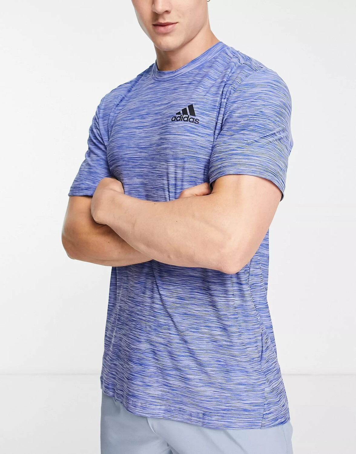 

Синяя футболка adidas Training Aeroready