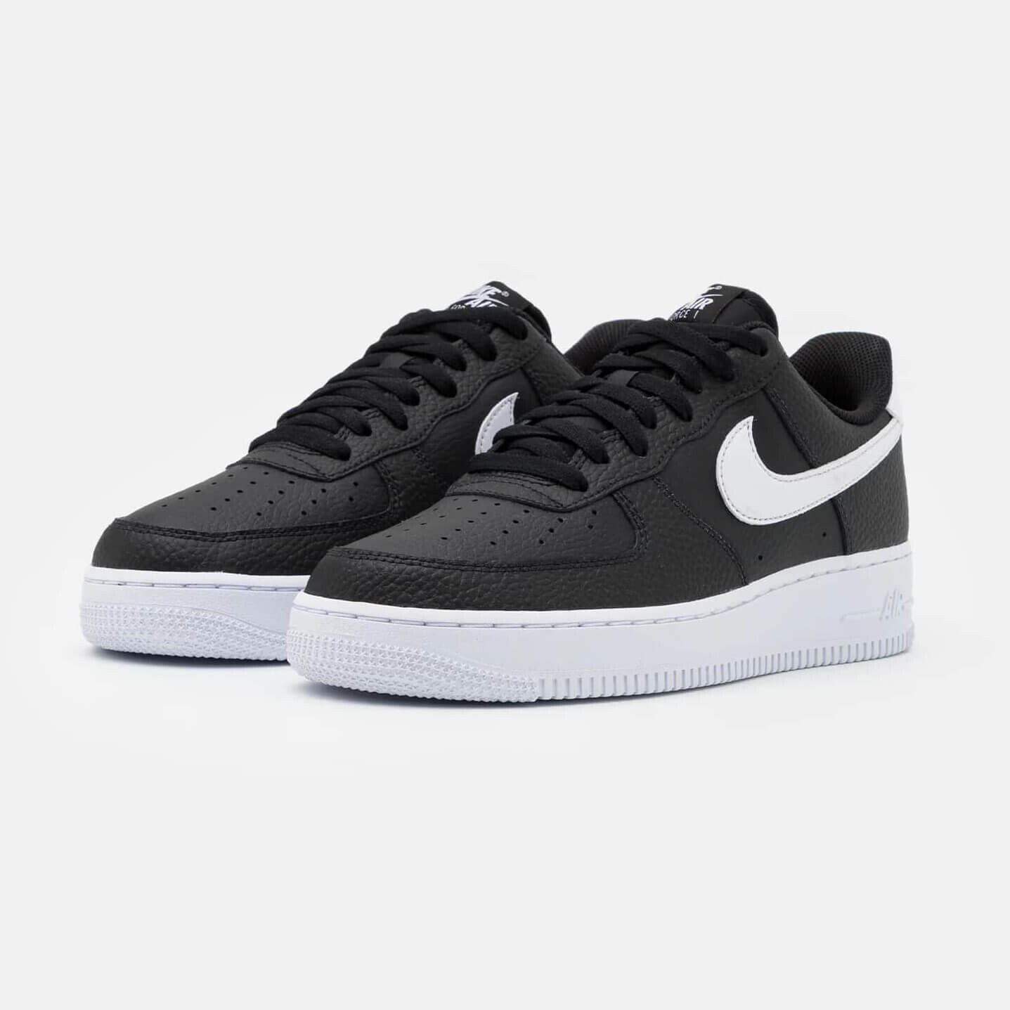 

Кроссовки Nike Sportswear Air Force 1 '07, черный/белый