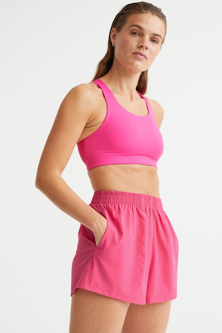 

Тренировочные шорты H&M, вишня