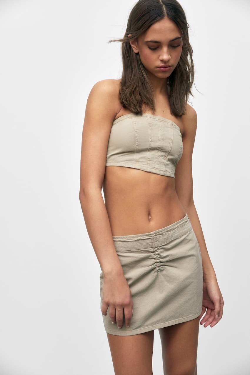

Мини-юбка со сборкой спереди Pull&Bear, серый