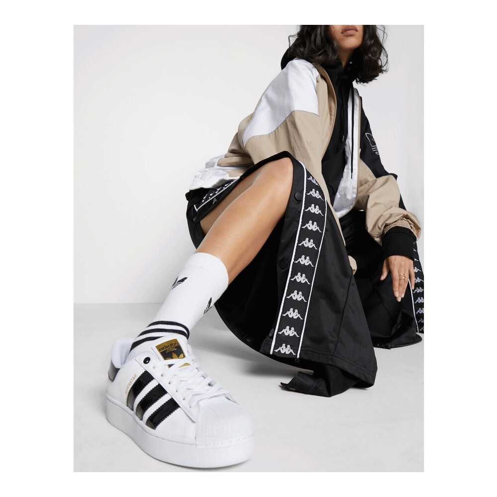 

Кроссовки Adidas Originals Superstar Bold, footwear white/clear black/gold metallic