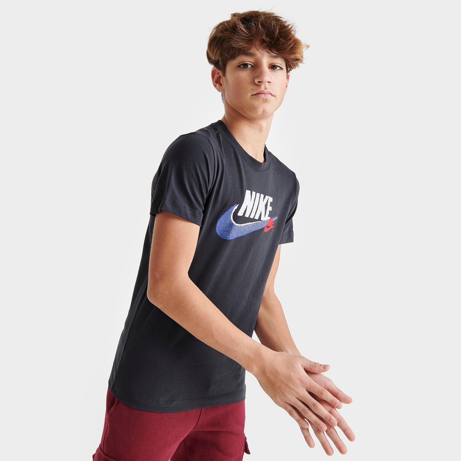 

Детская футболка стандартного выпуска Nike Sportswear, черный