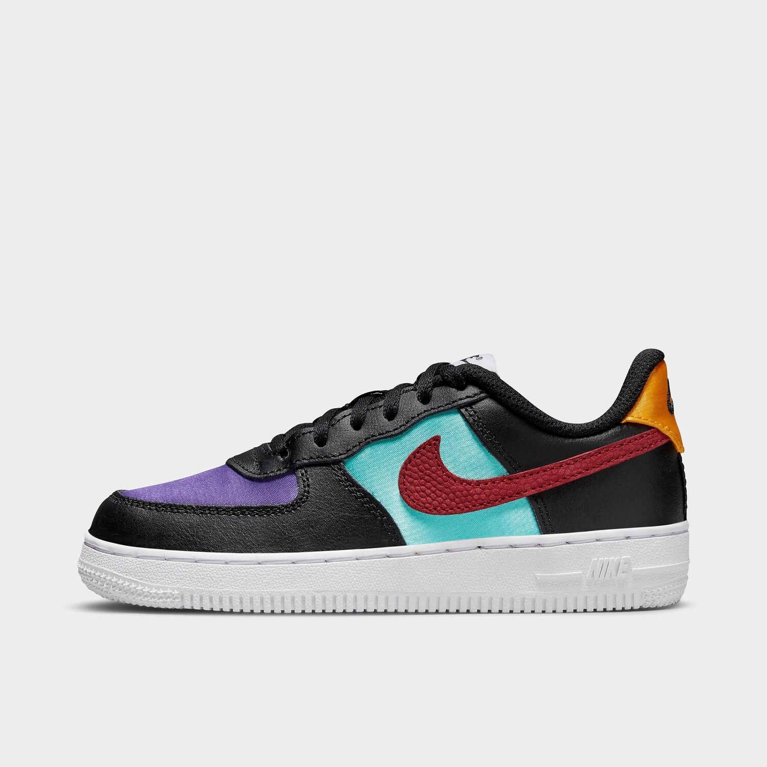

Повседневная обувь Nike Force 1 '06 LV8 EMB для маленьких детей, черный