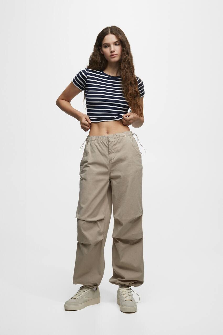 

Брюки-парашюты с регулируемой талией Pull&Bear, серый