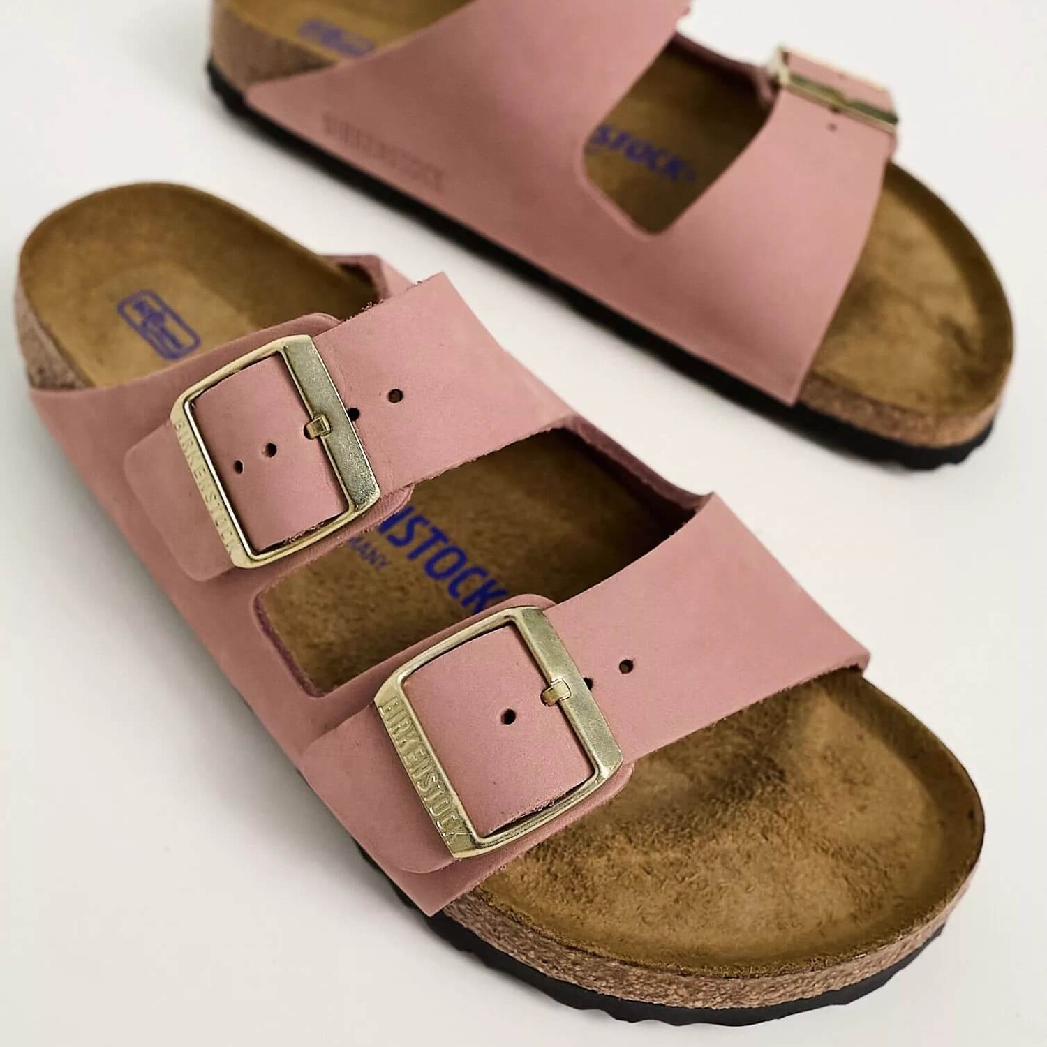 

Сандалии Birkenstock Arizona, розовый/коричневый