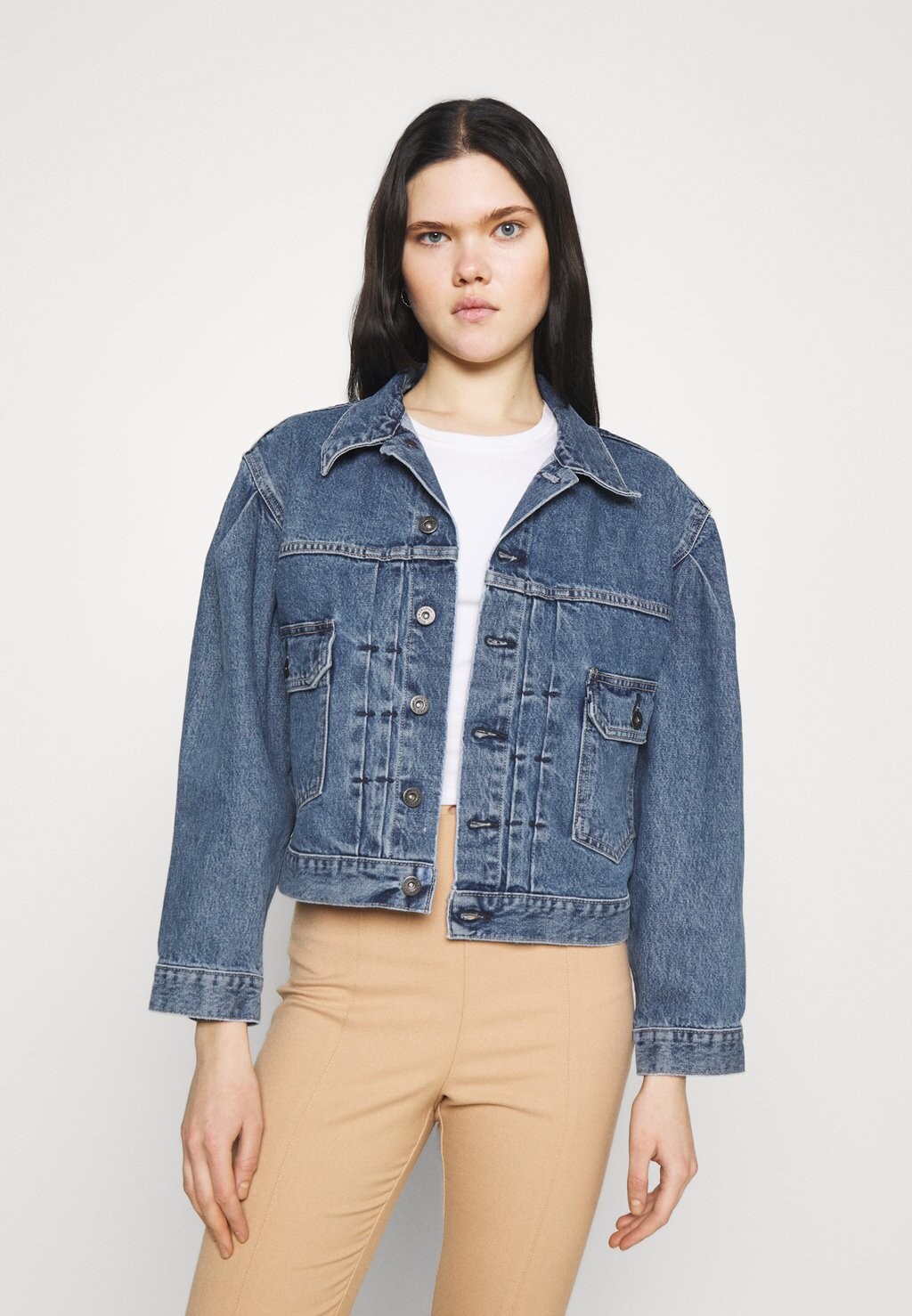 

Джинсовая куртка Levi's