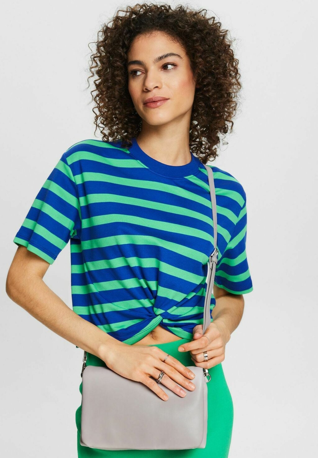 

Сумка через плечо Esprit, цвет lavender new