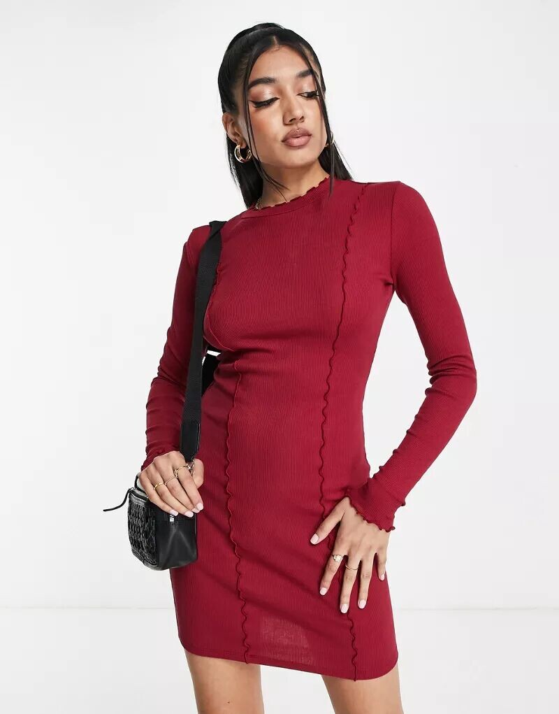 

Красное платье Miss Selfridge с видимой оборкой по подолу