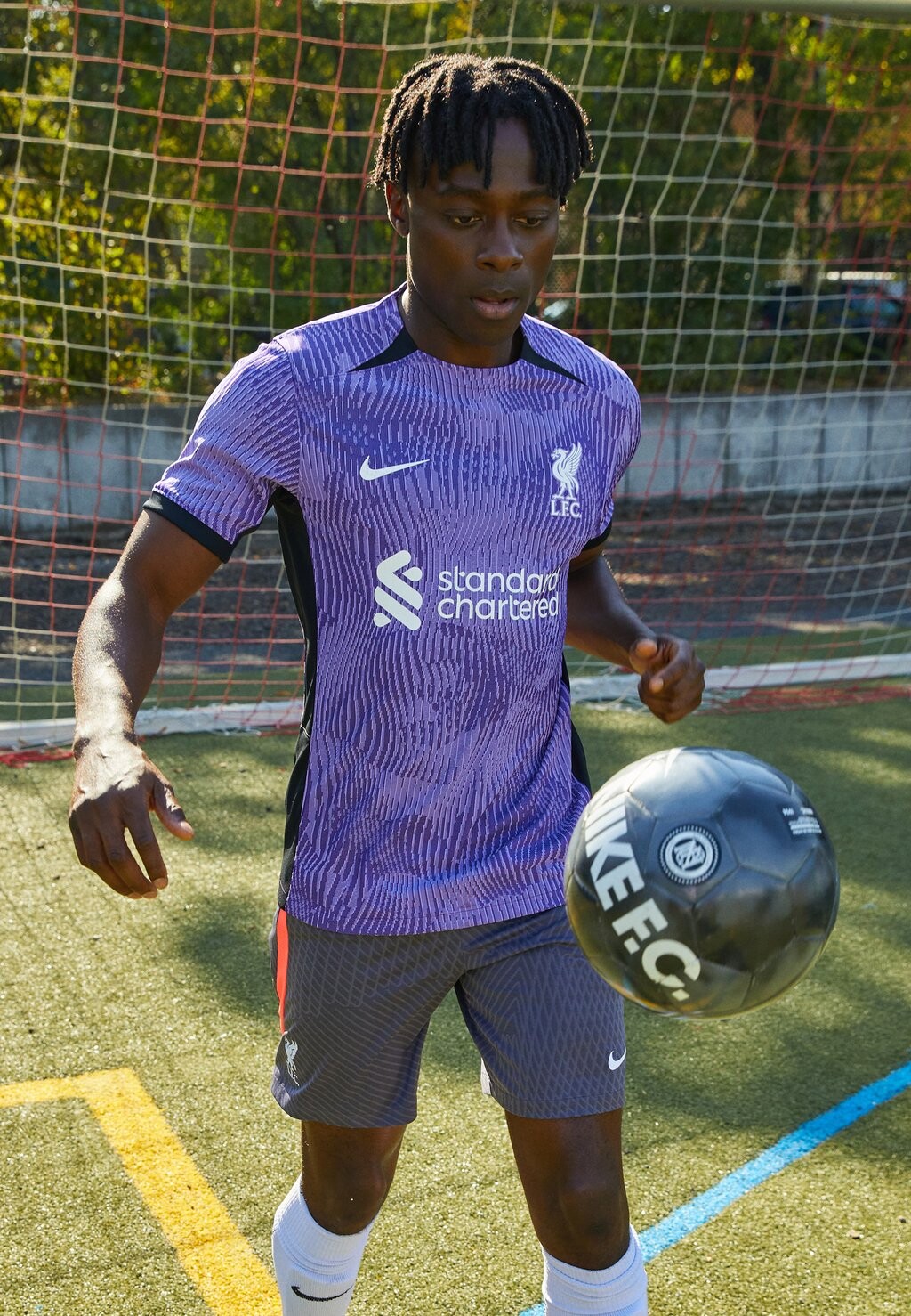 

Спортивная футболка Lfc M Nk Dfadv Match Jsy Ss 3 Nike, цвет space purple/white