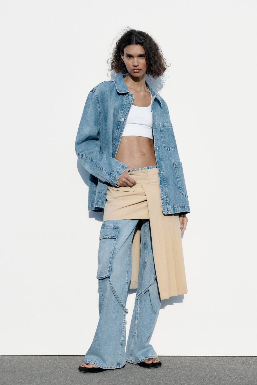 

Джинсовая куртка оверсайз trf ZARA, синий