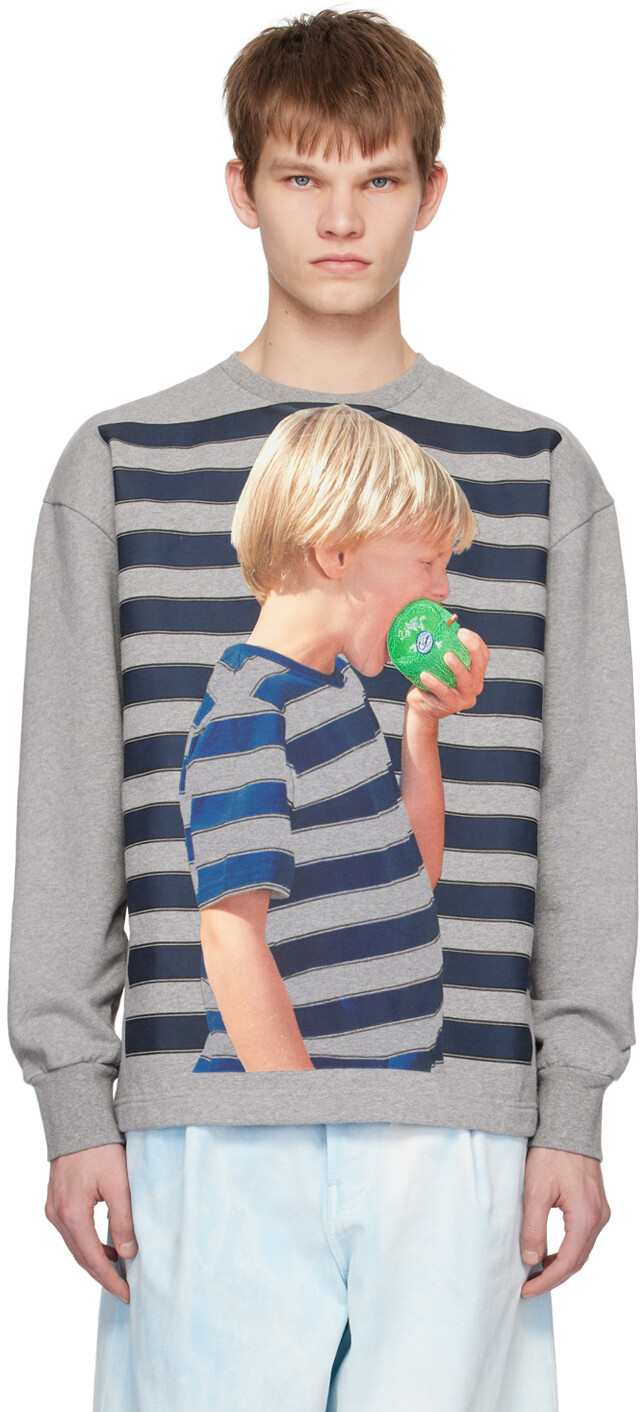 

Серый свитшот Boy With Apple JW Anderson