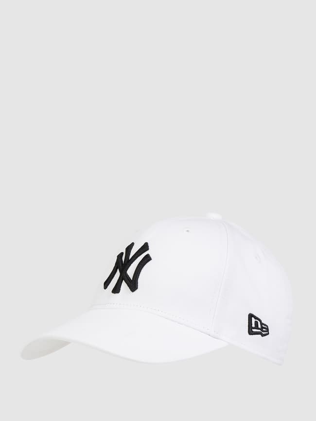 Кепка с вышивкой New York Yankees New Era, белый
