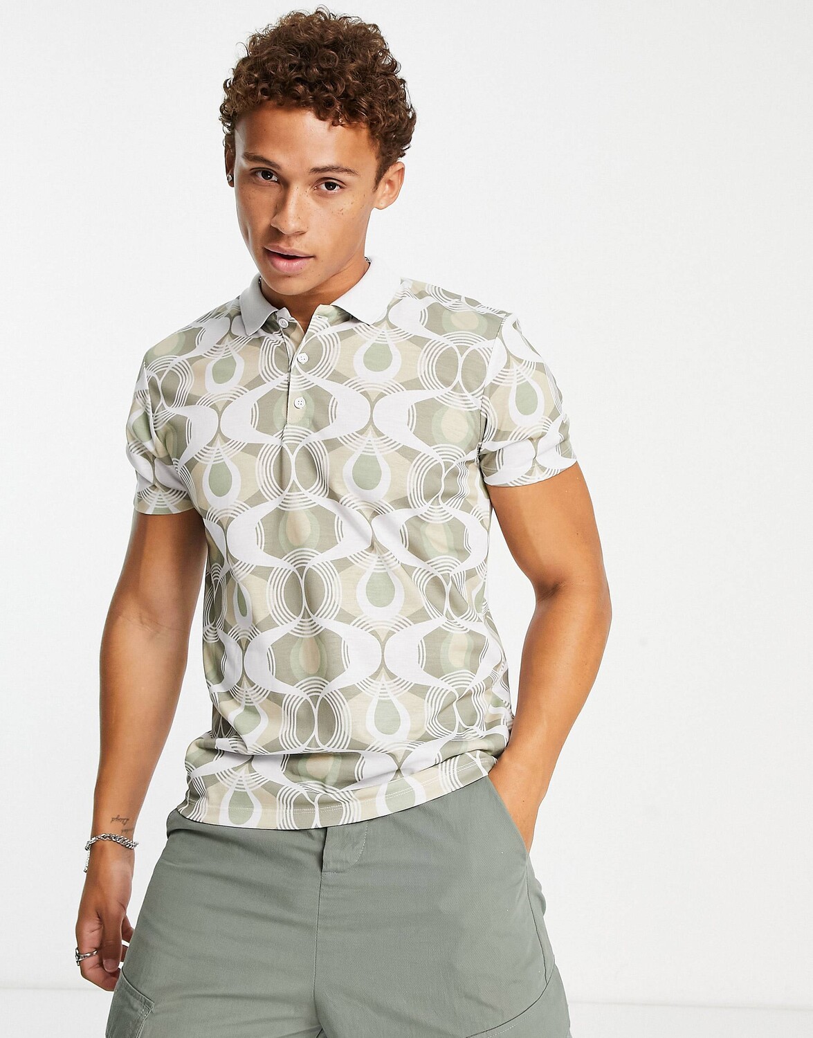 

Футболка поло с геометрическим принтом ASOS DESIGN