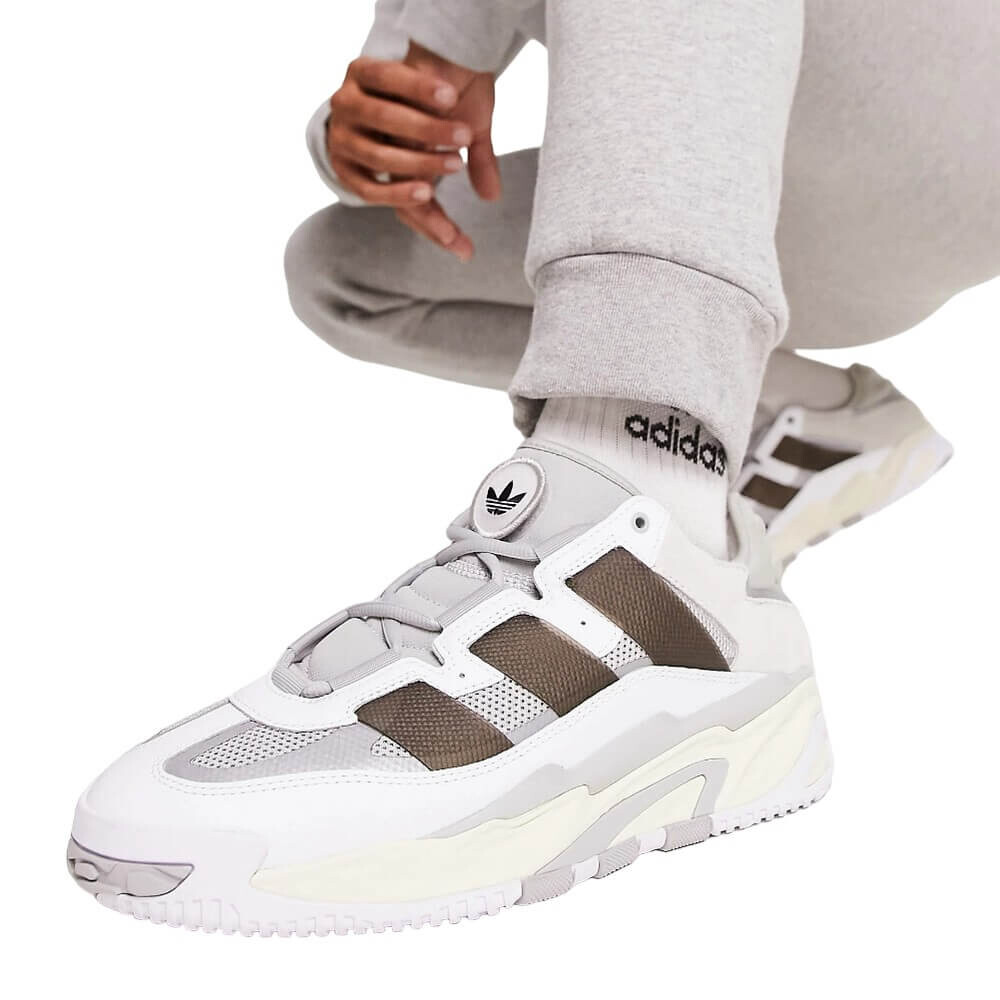 

Кроссовки Adidas Originals Niteball, белый/серый
