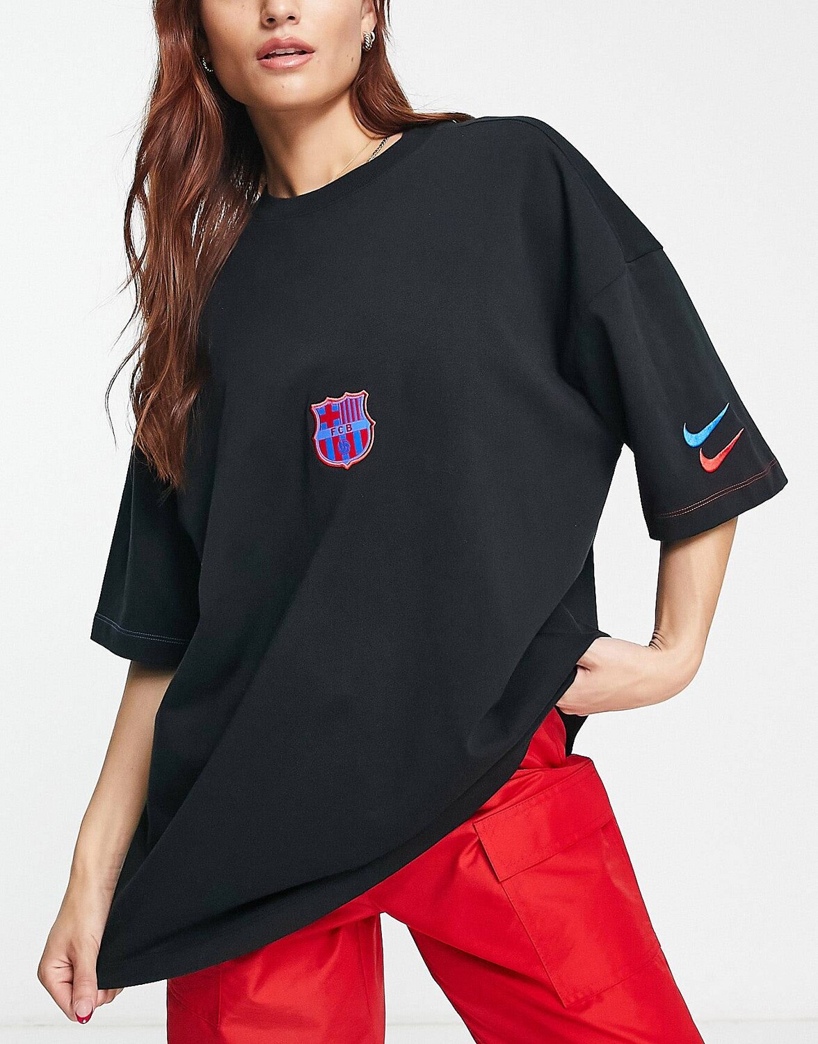 

Черная футболка оверсайз Nike Football Barcelona Football Club