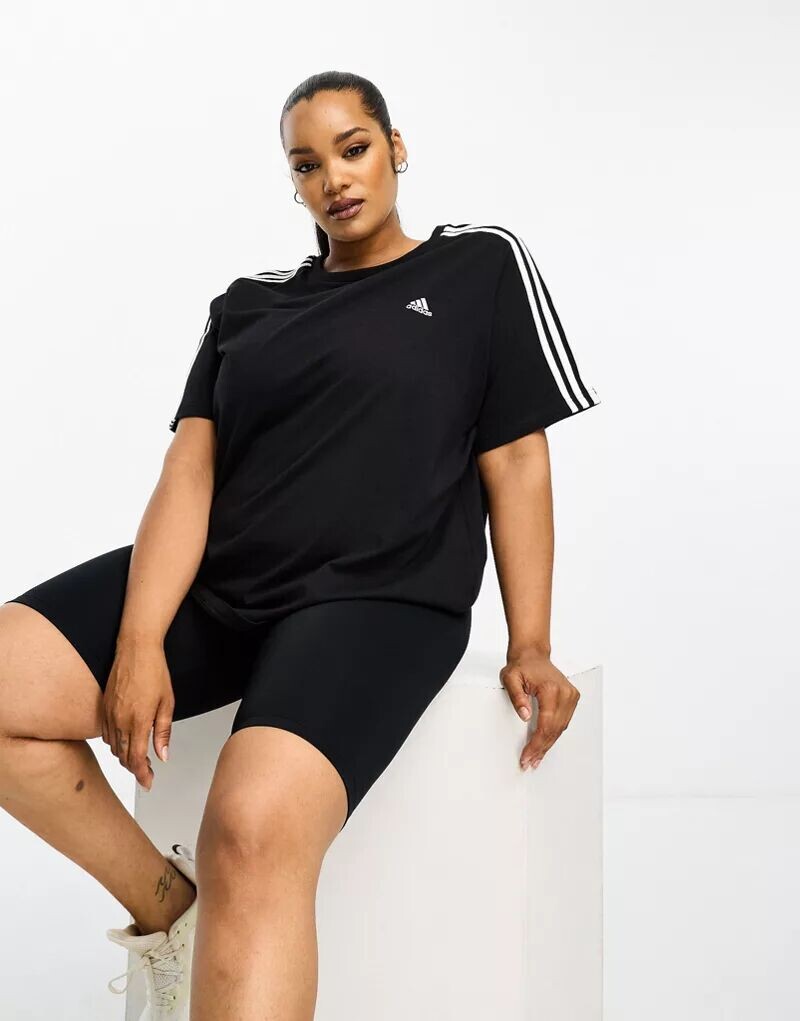 

Черная футболка с тремя полосками adidas Sportswear Plus Essential adidas performance