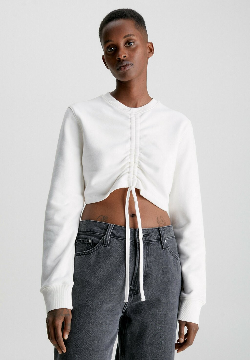 

Толстовка с капюшоном Calvin Klein Jeans, белый