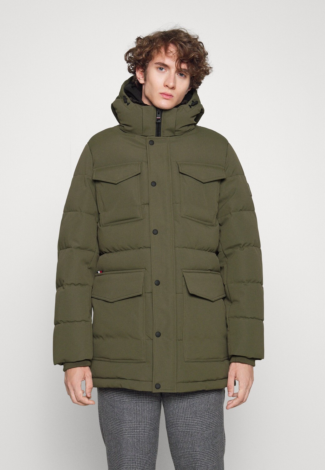 

Парка Tommy Hilfiger, зеленый