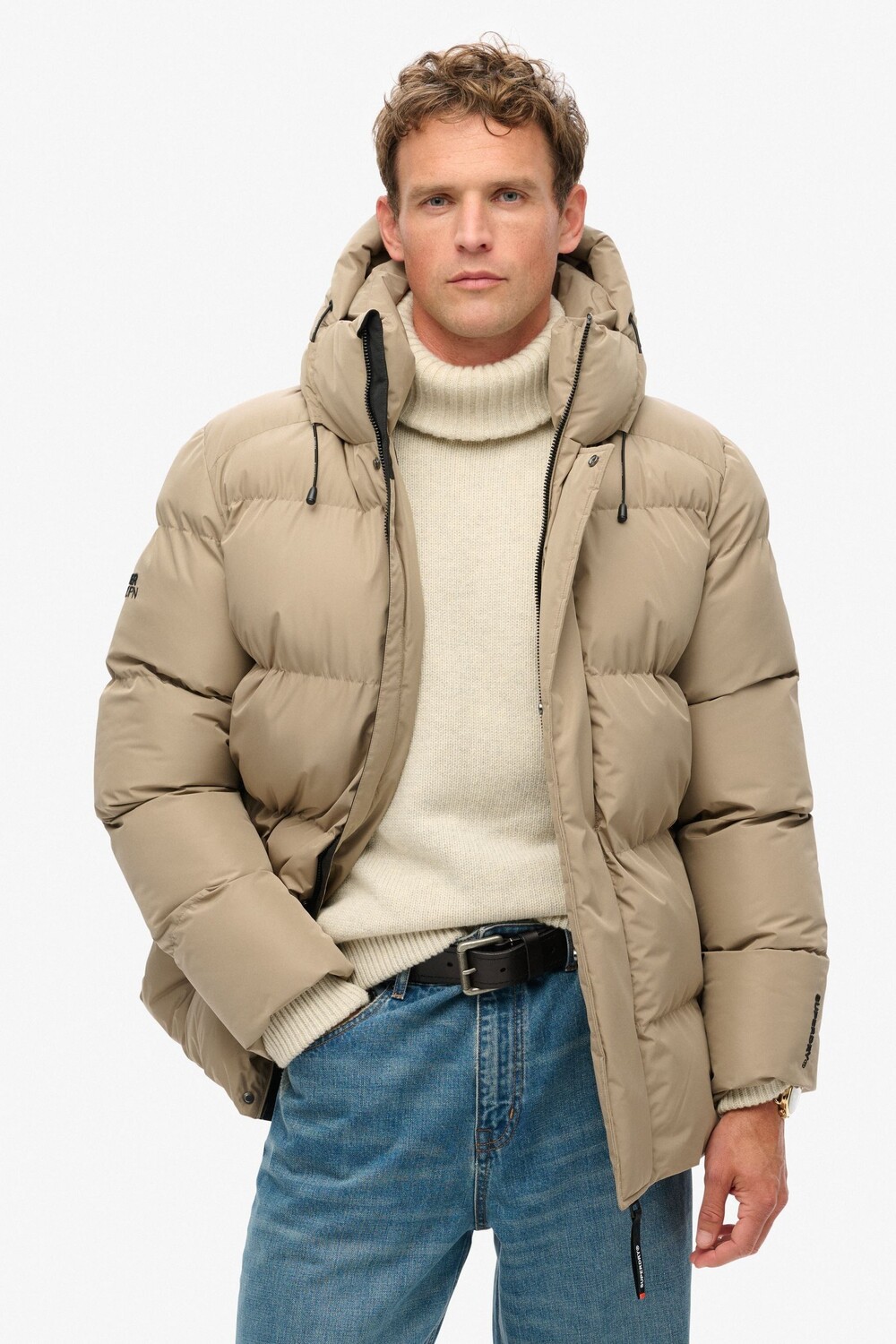 

Спортивная стеганая куртка с капюшоном и 5 перегородками Superdry, коричневый