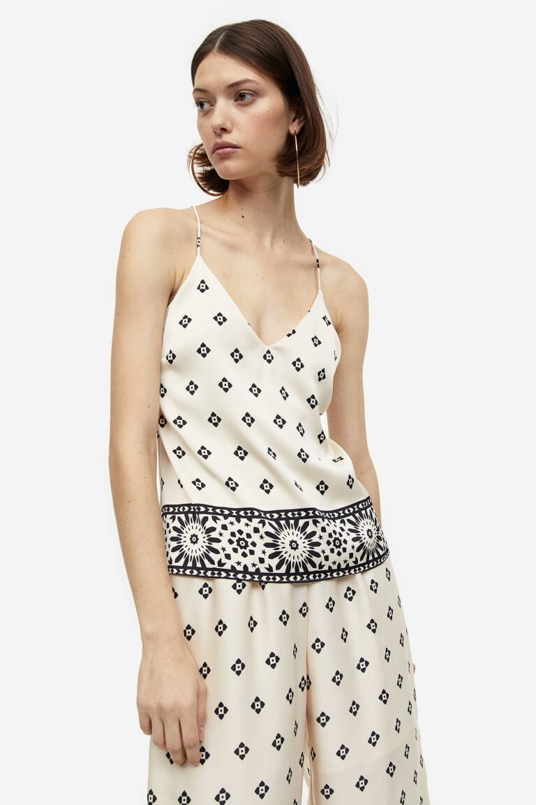 

Атласный топ на бретелях H&M, кремовый/с рисунком