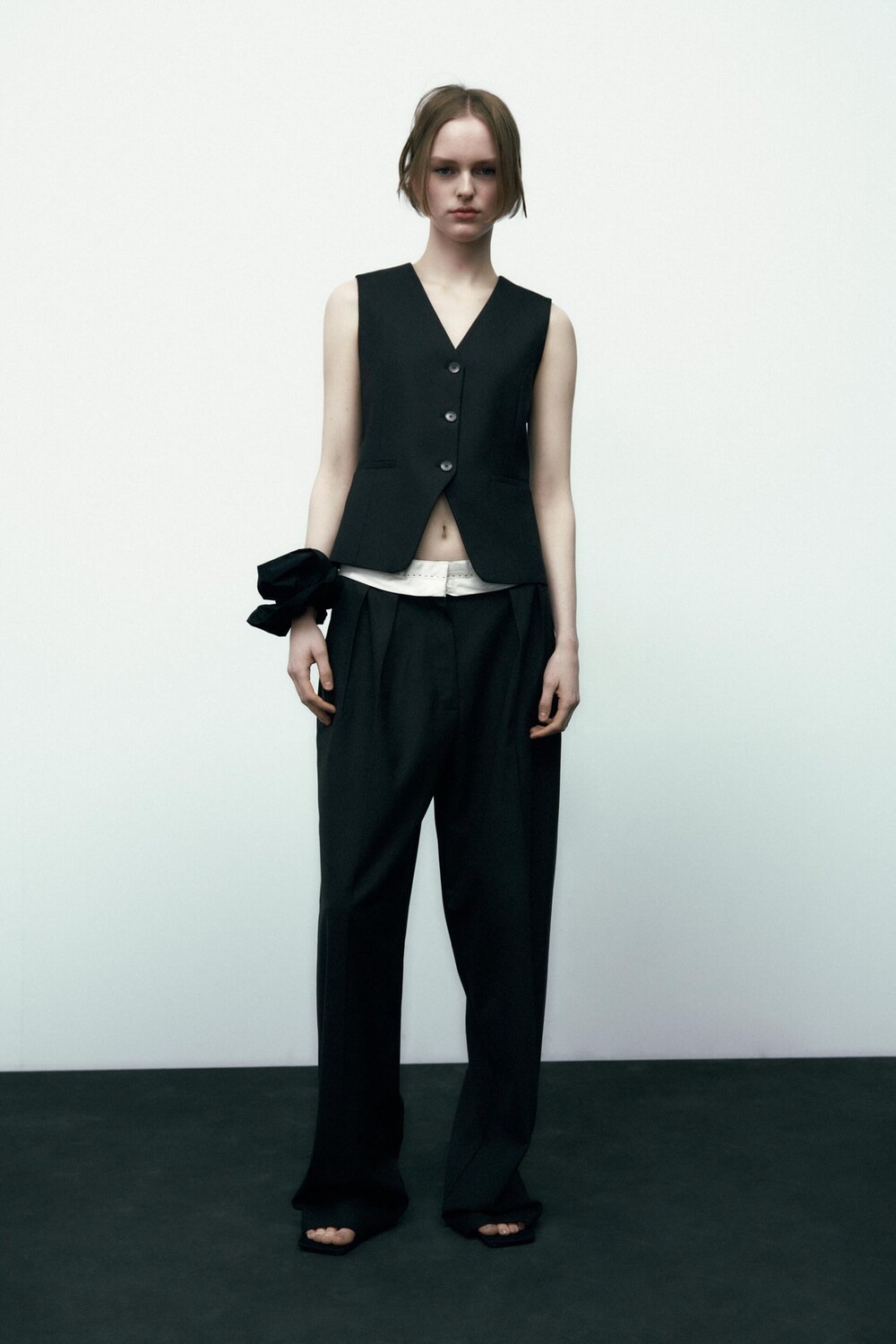 

Длинные мужские брюки ZARA, черный