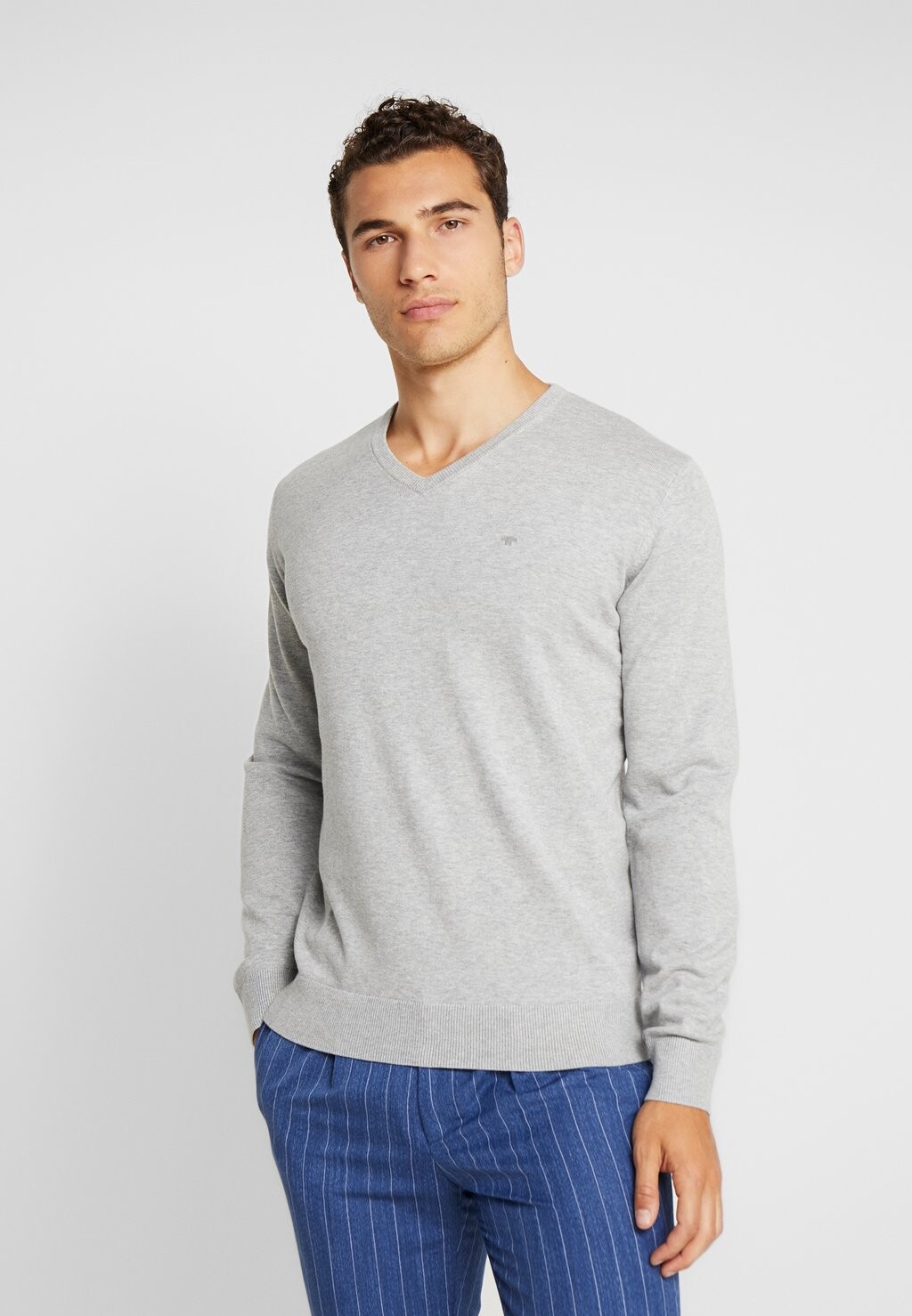 

Свитер BASIC V NECK TOM TAILOR, светлый нежно-серый меланж