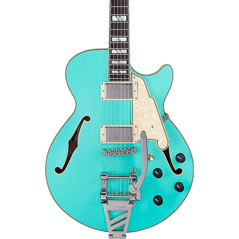 

Электрогитара D'Angelico Deluxe SS Semi-Hollow Electric Guitar With Shield Tremolo Matte Surf Green