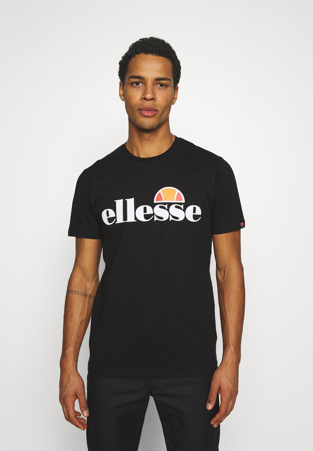 

Футболка с принтом Ellesse, черный