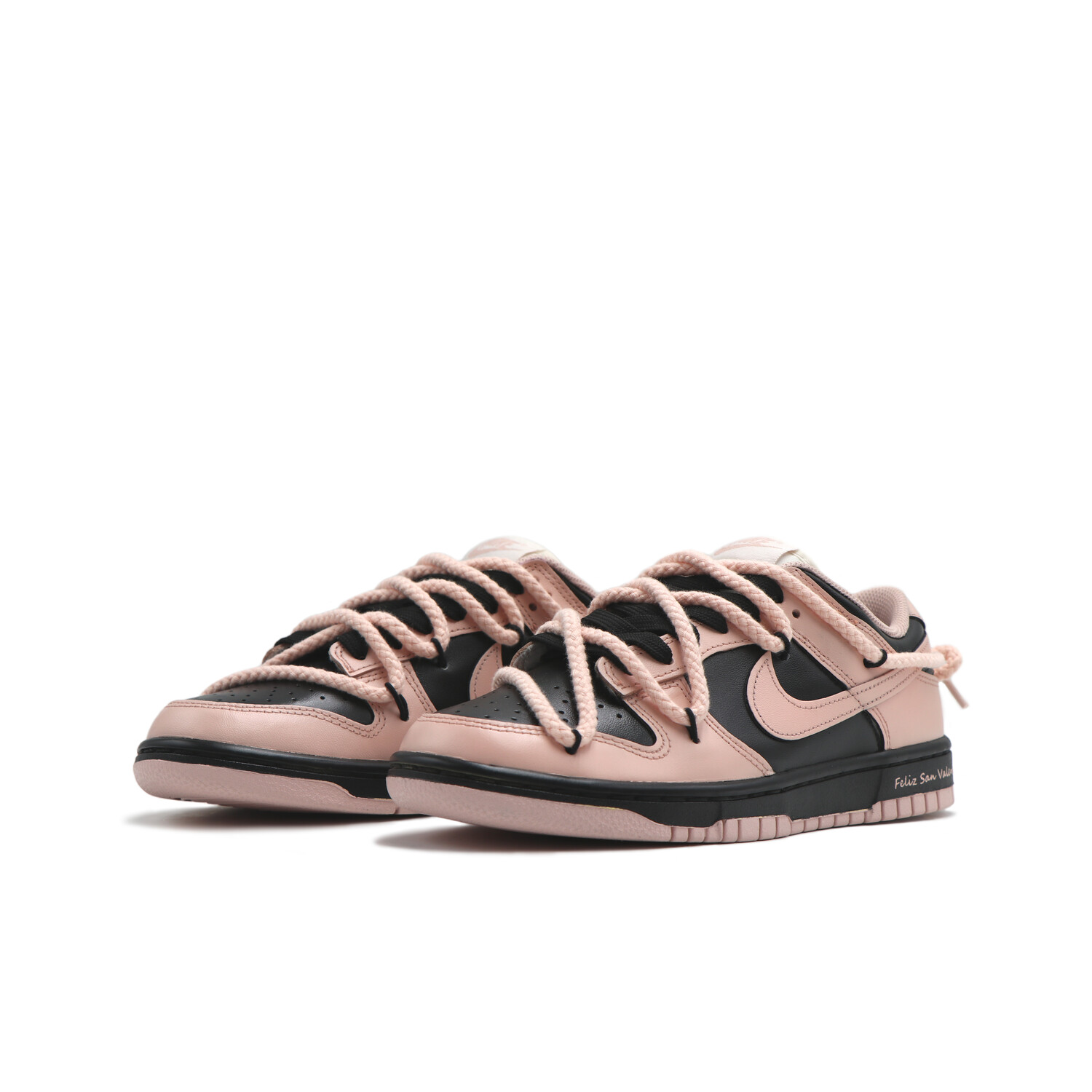 

Женские туфли Nike Dunk Low Skate