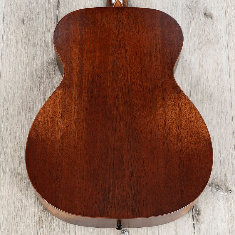 

Акустическая гитара Martin 15 Series 000-15M Streemaster Auditorium Acoustic Guitar with Case