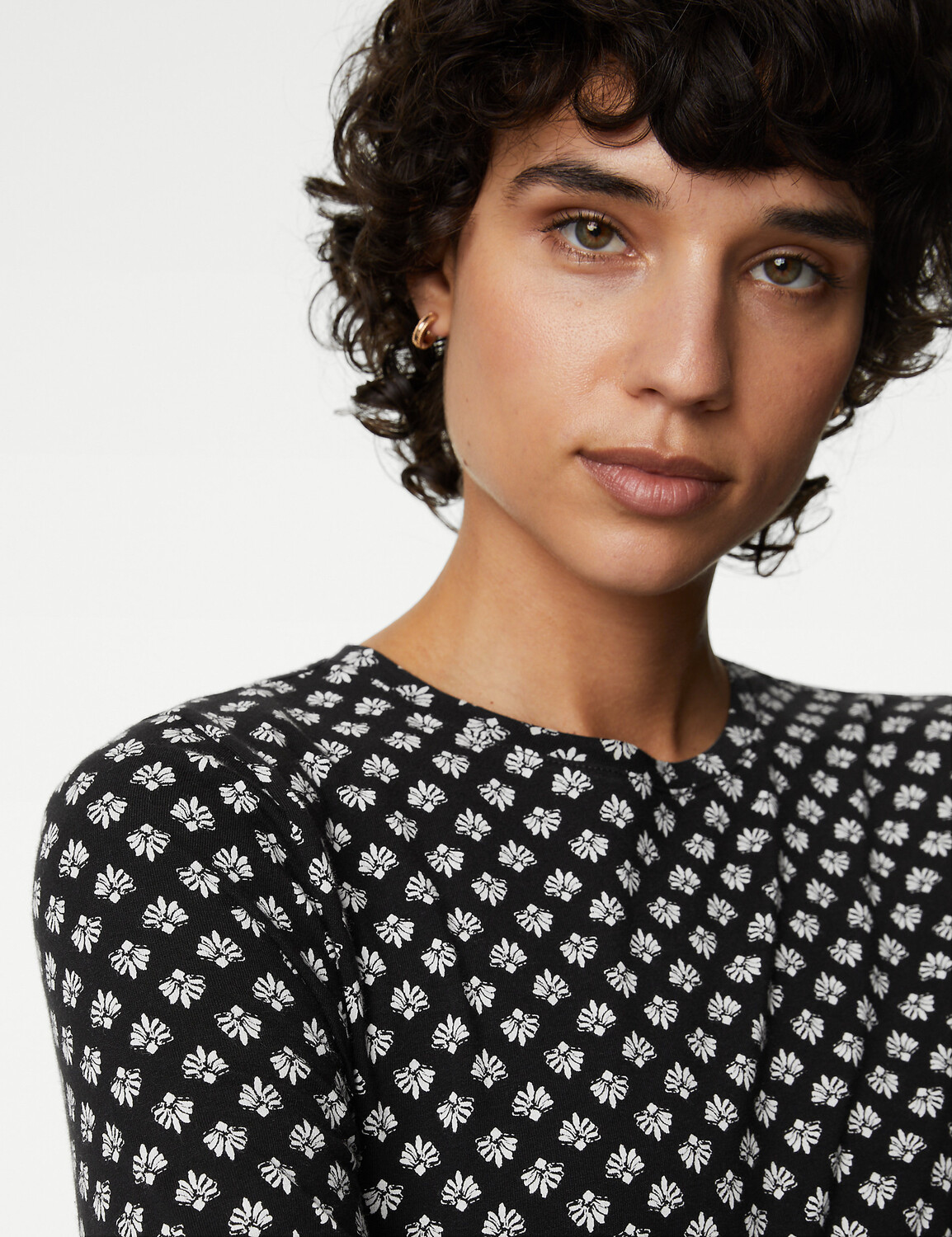 

Топ приталенного кроя из хлопка с принтом Marks & Spencer, черный микс