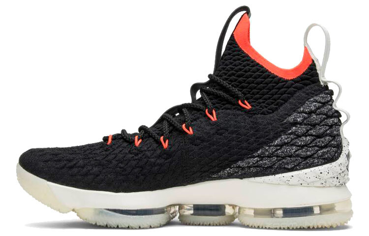 

Nike LeBron 15 Черный Ярко-Малиновый