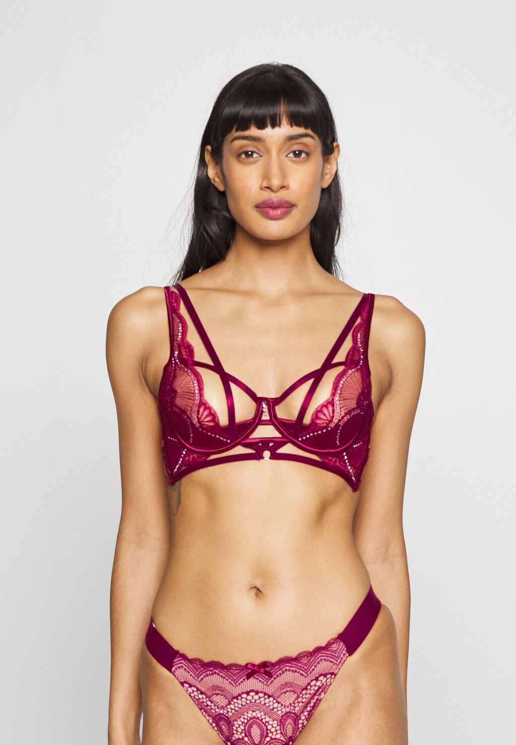 

Бюстгальтер на косточках Hunkemöller