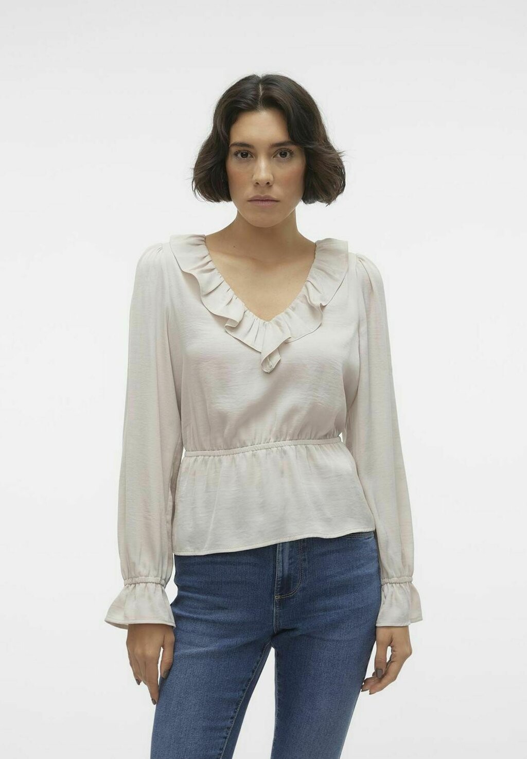 

Блуза Vero Moda, цвет pumice stone