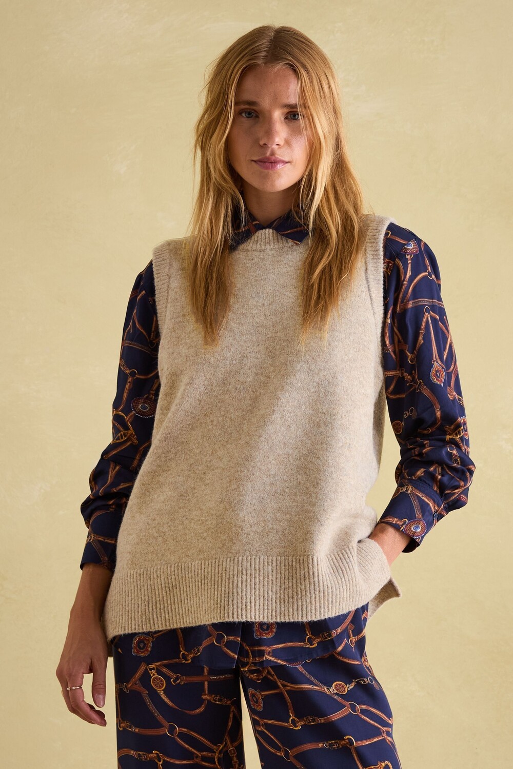 

Вязаный жилет Холли Joules, коричневый