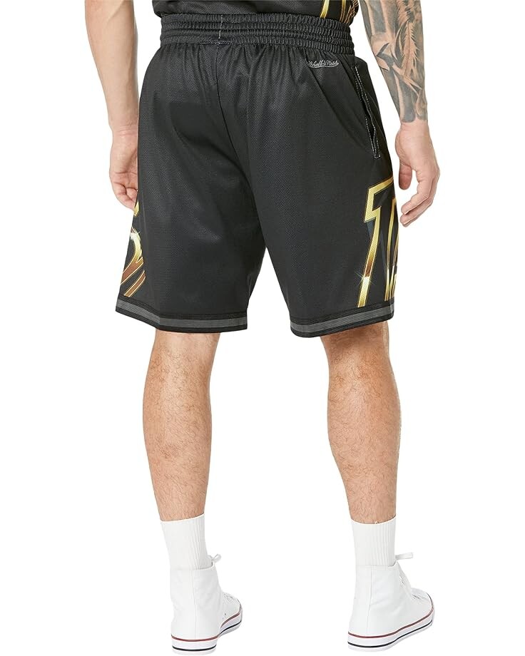 

Шорты Mitchell & Ness NBA Big Face 4.0 Fashion Shorts Lakers, черный