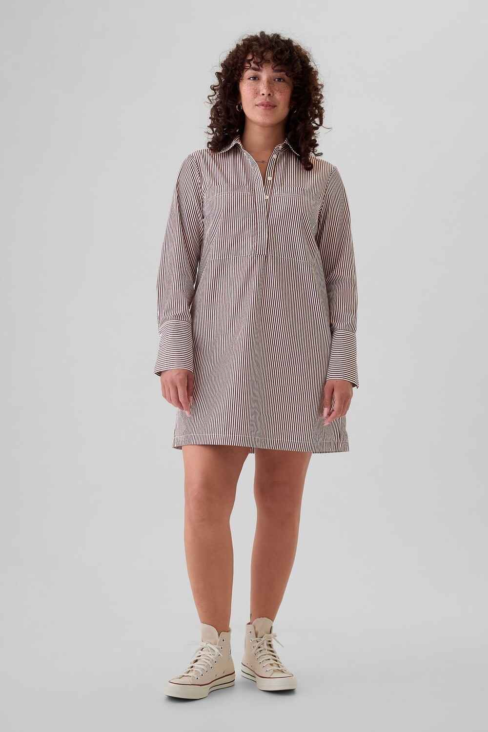 

Платье рубашка мини из хлопка Gap, красный