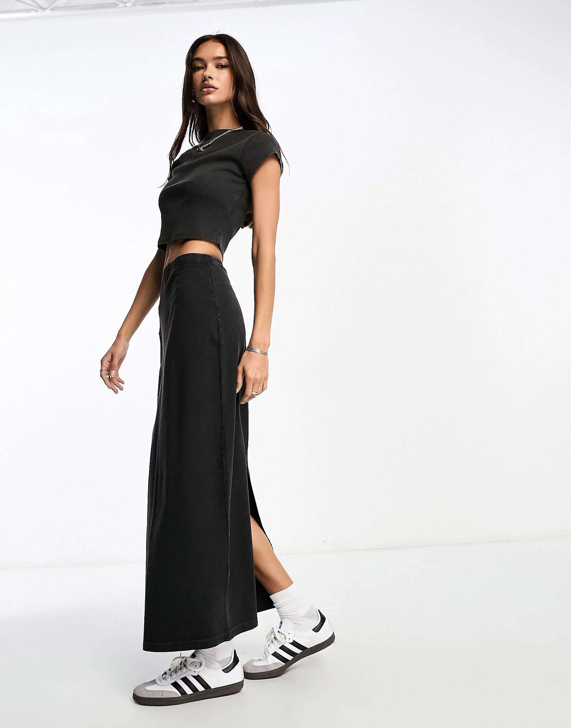 

Стираная черная юбка миди Column ASOS