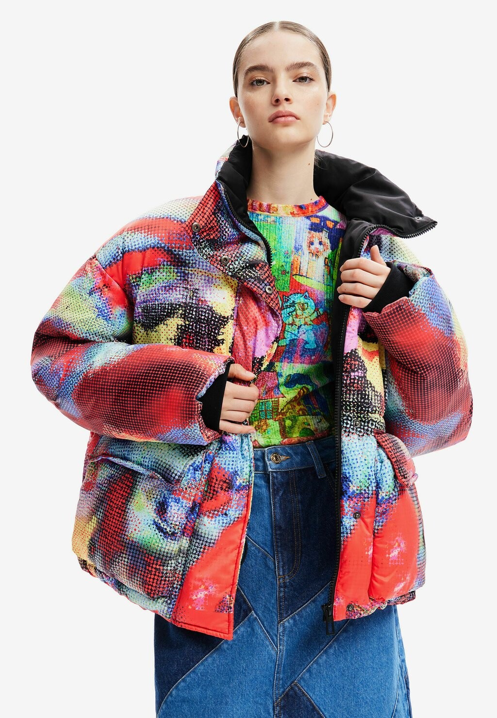 

Зимняя куртка Desigual, цвет red