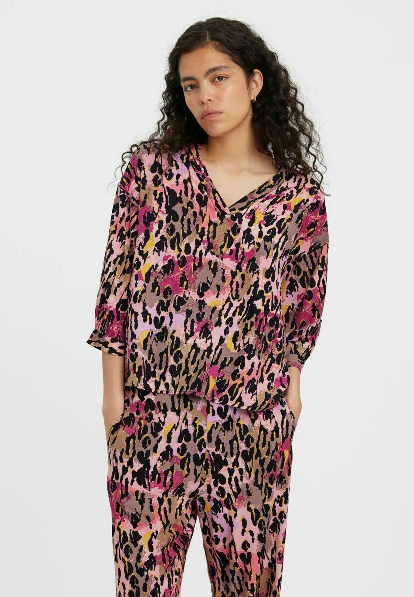 

Блузка Vero Moda, черный
